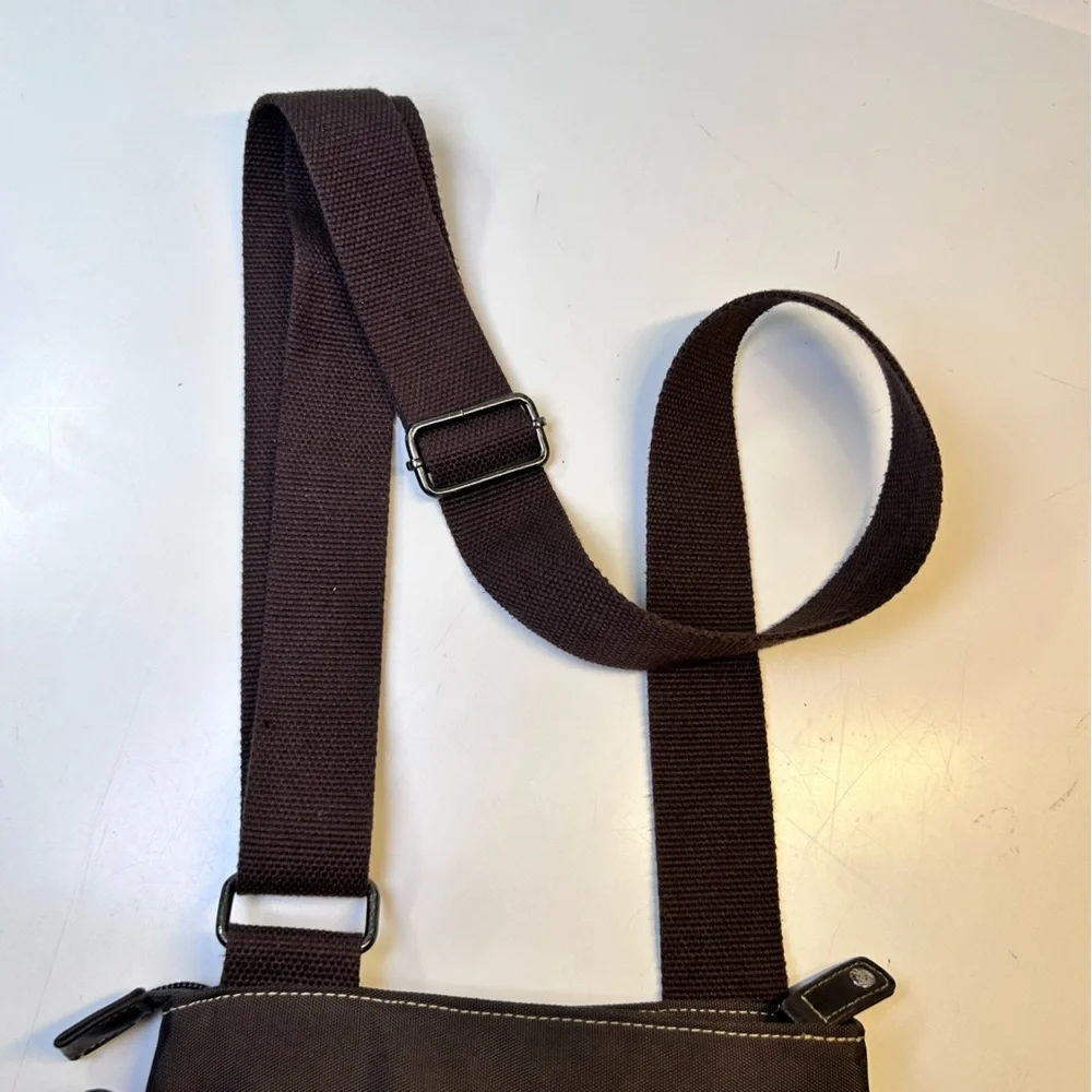 Roots Y2K Era Brown Nylon Leather Trim Crossbody Bag Travel Pouch - Picture 15 of 15